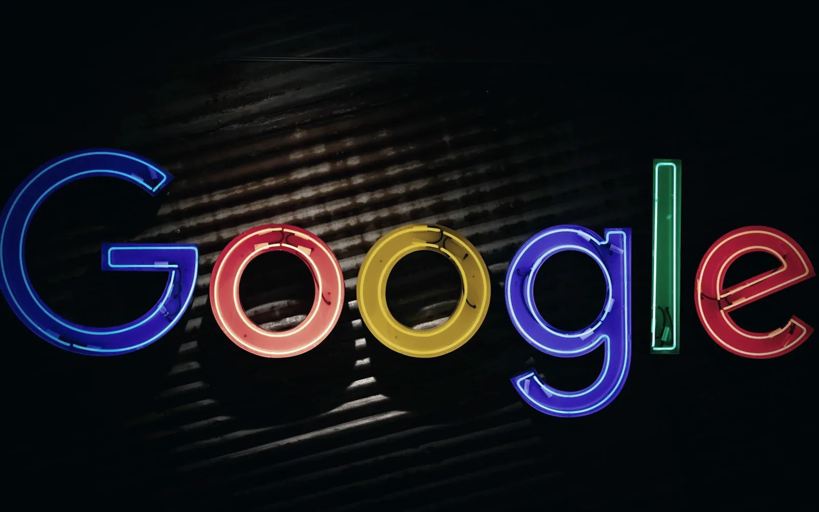 Google search interface showing Knowledge Panel results for a business entity